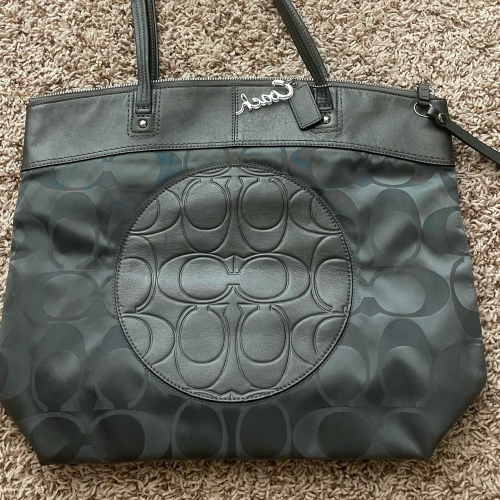 COACH shoulder tote